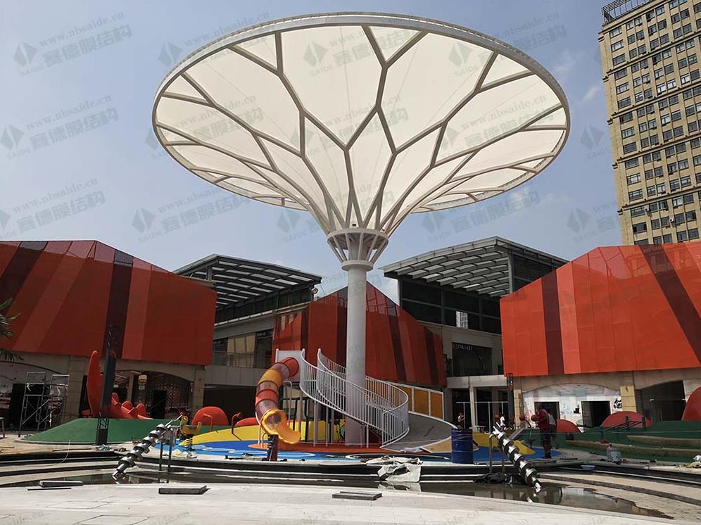 金華萬(wàn)泰商業(yè)中心-兒童藝術(shù)裝置